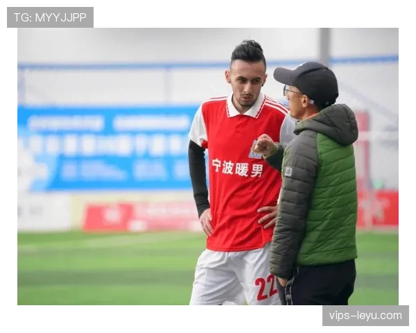 里奥球队新赛季注入青春活力，剑指冠军荣耀