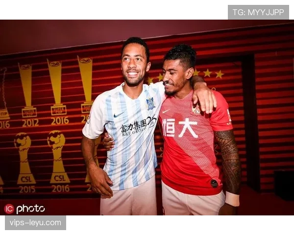 登贝莱又双叒叕迟到训练了，这回连队友都忍不住翻白眼